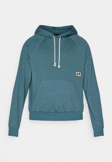 Спортивная кофта