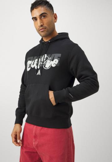 Спортивная кофта