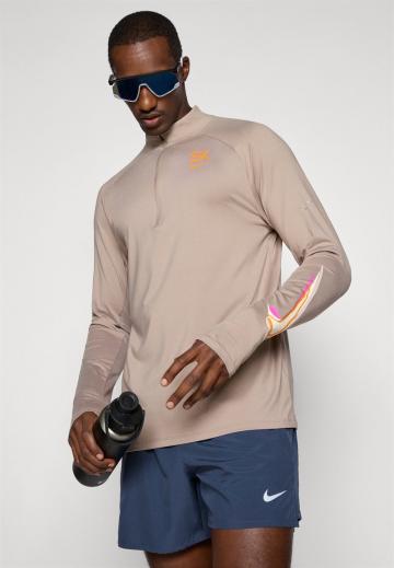 Спортивная майка