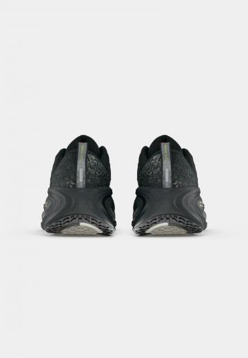 Беговые кроссовки