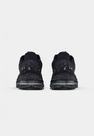 Беговые кроссовки