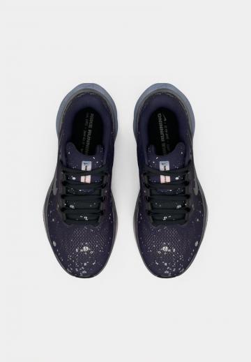 Беговые кроссовки