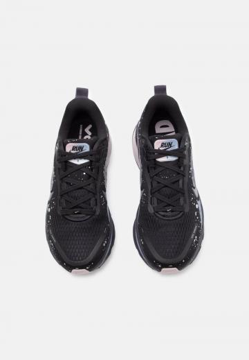 Беговые кроссовки