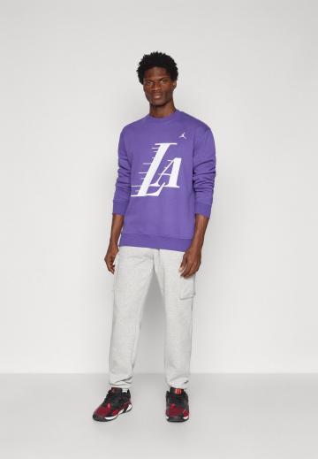 Спортивная кофта