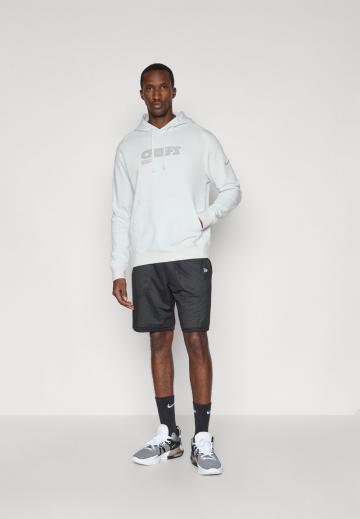 Спортивная кофта