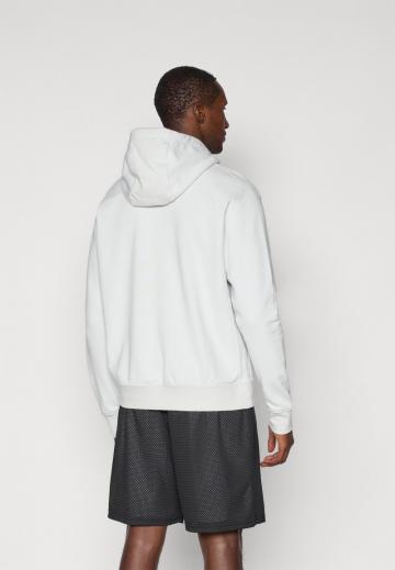 Спортивная кофта