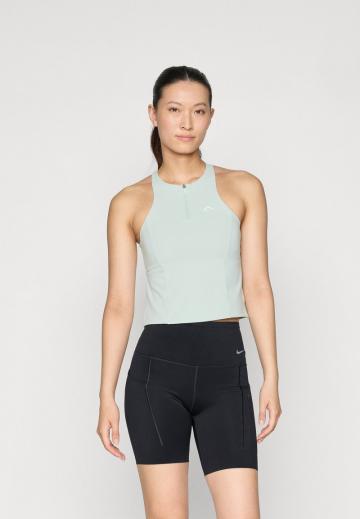 Спортивный топ