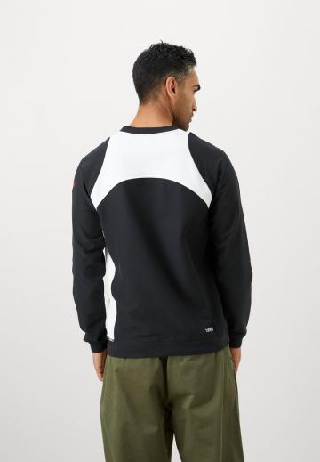 Спортивная кофта