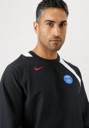 Спортивная кофта