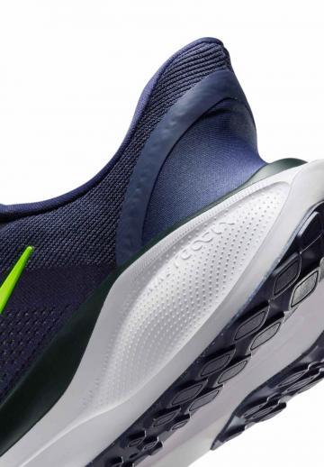 Беговые кроссовки