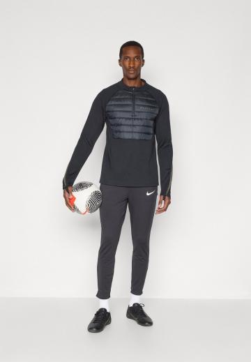 Спортивная кофта