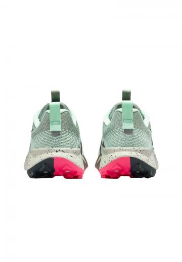 Беговые кроссовки