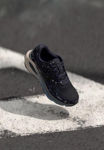 Беговые кроссовки