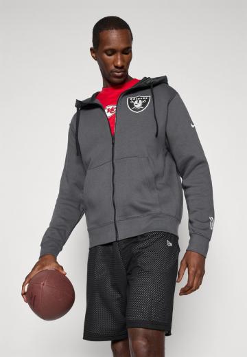 Спортивная кофта