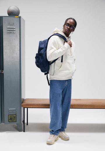 Спортивная кофта