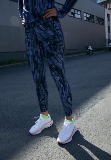 Спортивные штаны