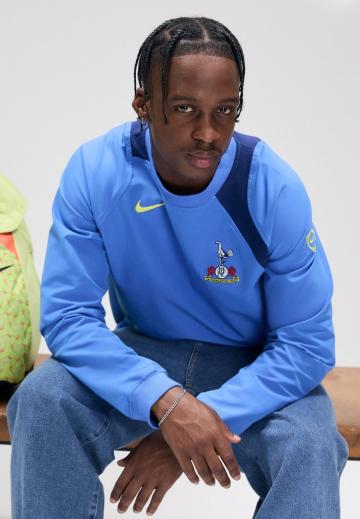 Спортивная кофта