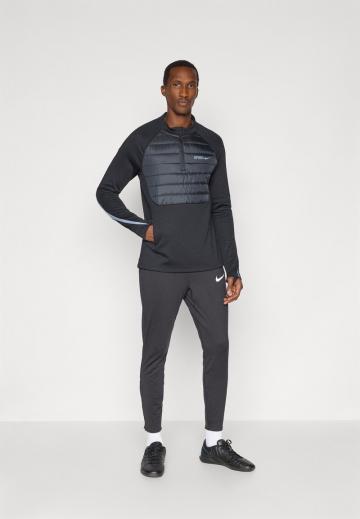 Спортивная кофта