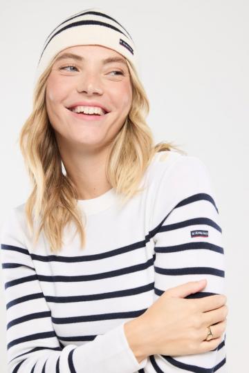 Пуловер в полоску