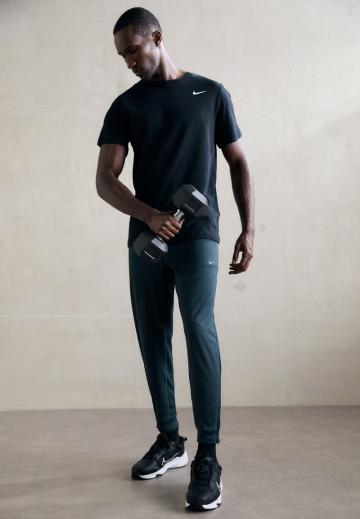 Спортивные штаны