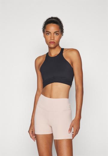 Бюстгальтер без косточек