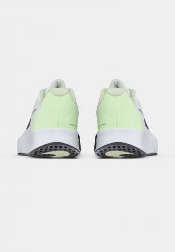 Теннисные кроссовки