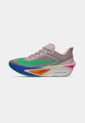 Беговые кроссовки