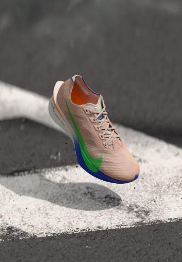 Беговые кроссовки