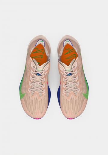 Беговые кроссовки