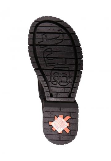 Ботинки на шнуровке