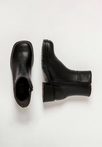 Полусапожки на платформе