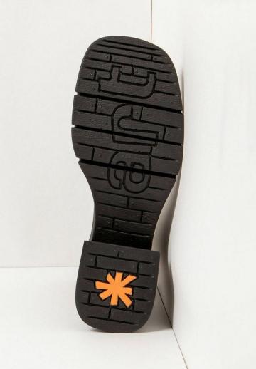 Полусапожки на платформе