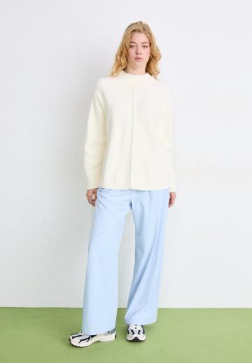 Длинный пуловер