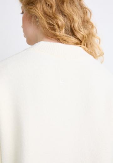 Длинный пуловер