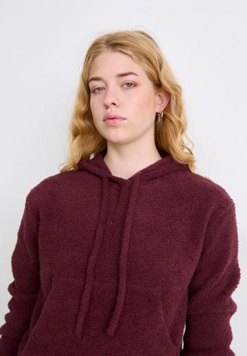 Пуловер с капюшоном