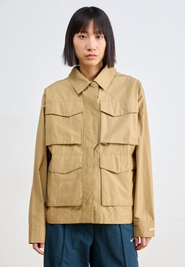 Блейзер с накладными карманами