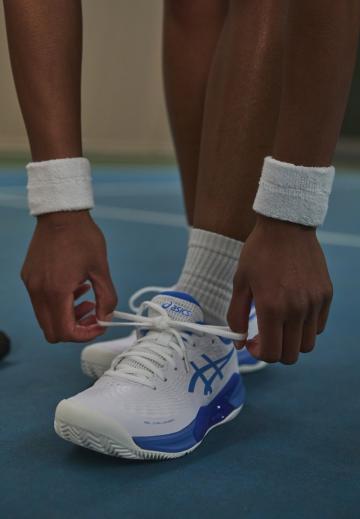 Теннисные кроссовки