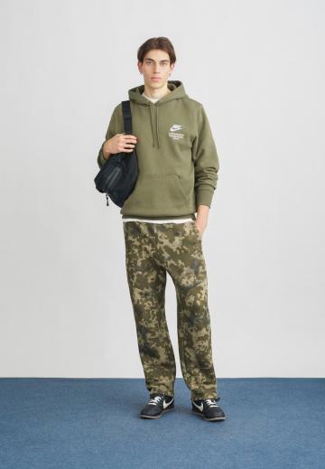 Спортивные штаны