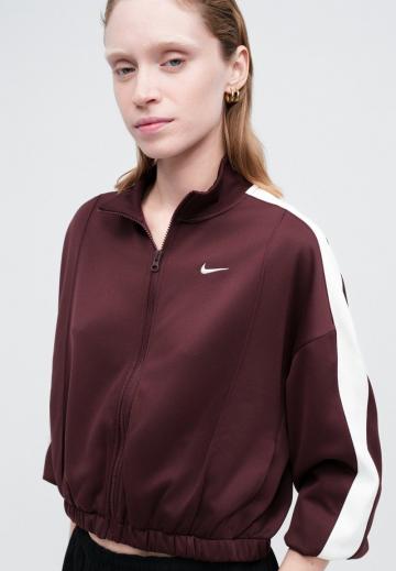 Юбка с накладными карманами