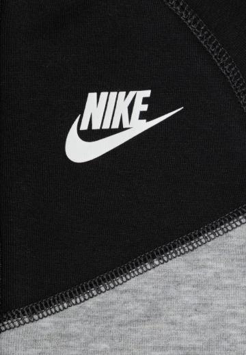 Набор одежды