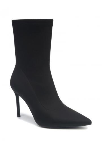 Высокие сапоги