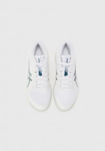 Кроссовки для зала