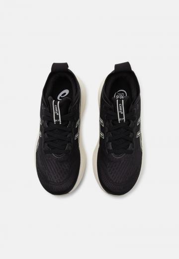 Беговые кроссовки