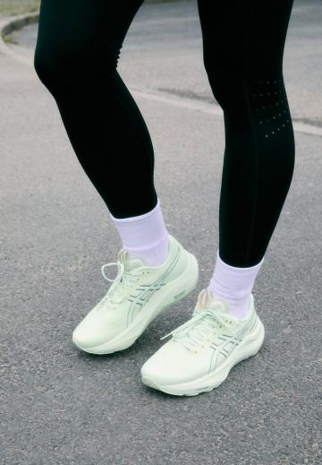 Беговые кроссовки