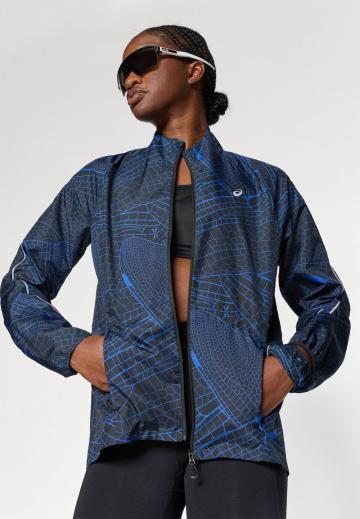 Спортивная куртка