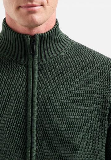 Вязаная кофта