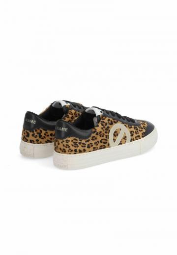 Гандбольные кроссовки