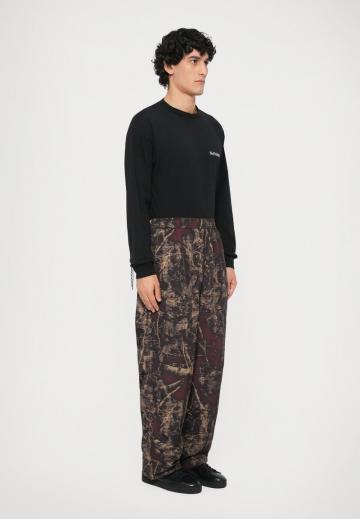 Спортивные штаны