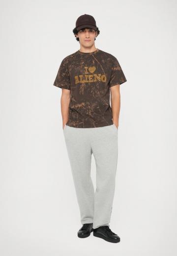 Спортивные штаны