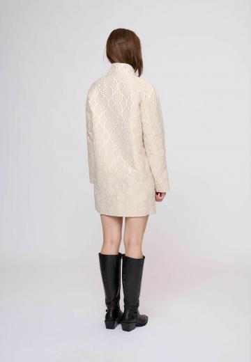 Короткое пальто